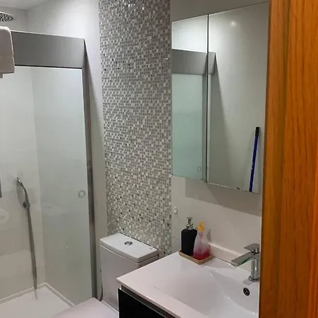 Oktheway Montrove Apartment